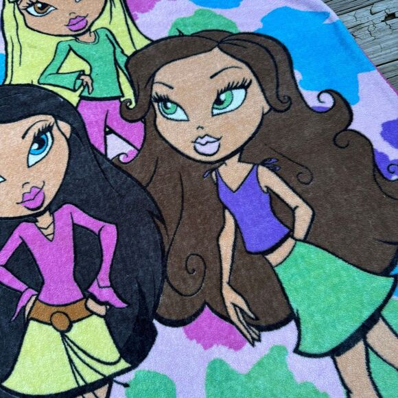 Vintage Y2K Lil Bratz Fleece Throw Blanket - Picture 2 of 2